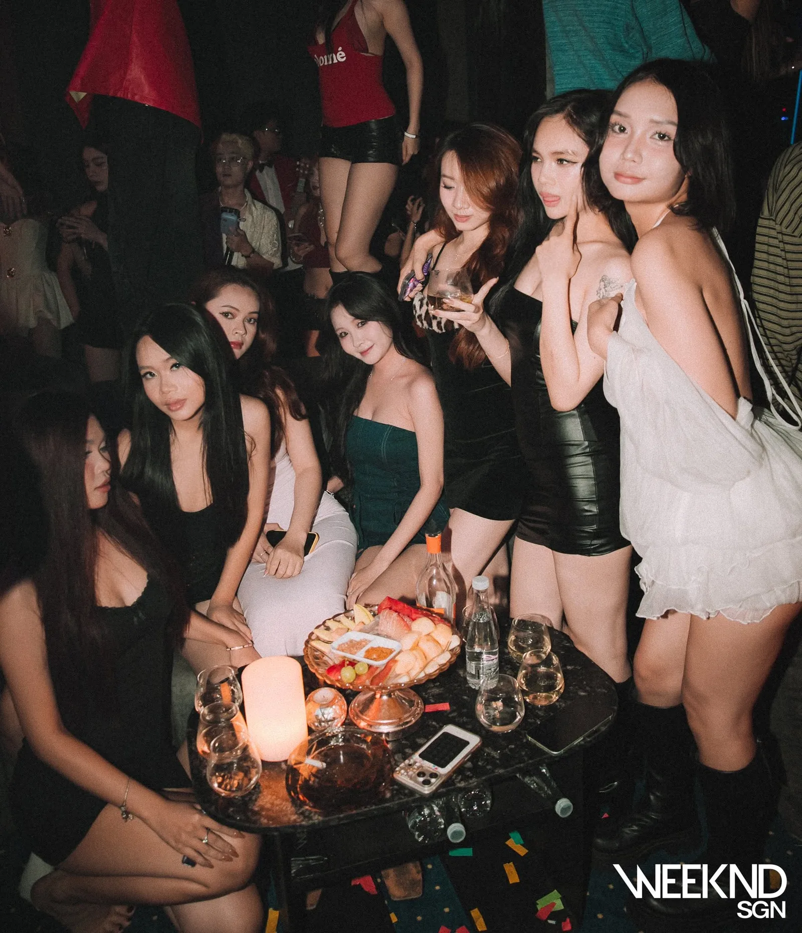 Đặt bàn VIP Weeknd SGN